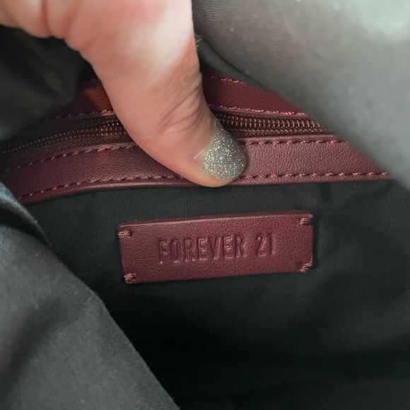 EUC Forever 21 Womens Maroon Clutch - Picture 3 of 5
